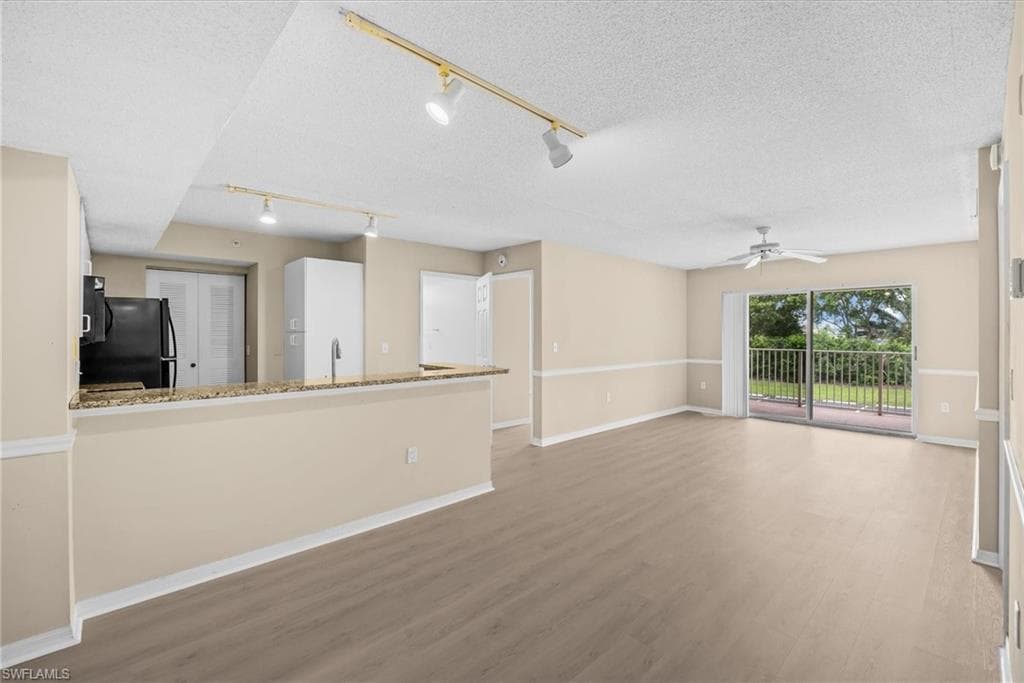 1590 S 42ND CIR 209-4