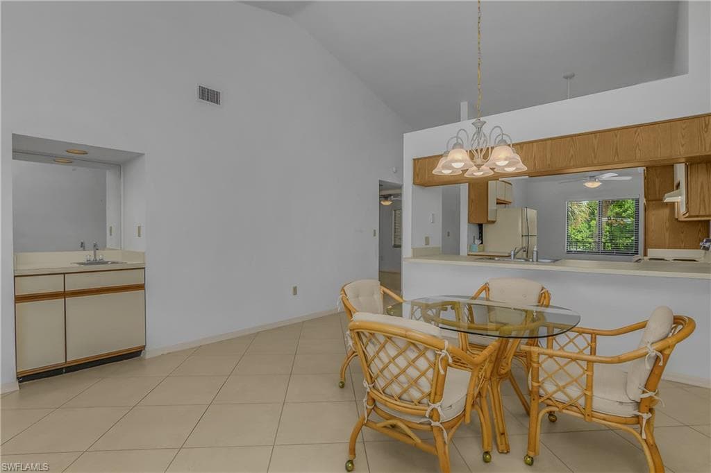 460 Fox Haven DR 1302-4