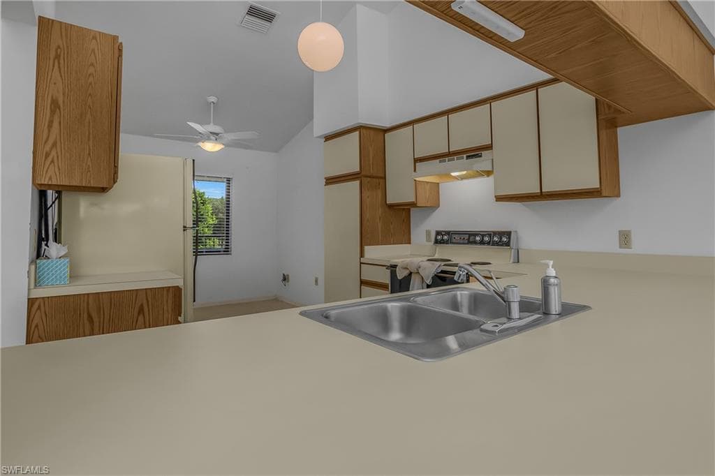 460 Fox Haven DR 1302-7