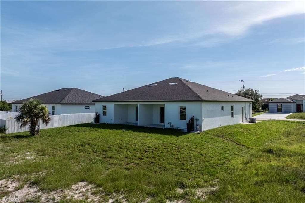 430 Petite AVE-5