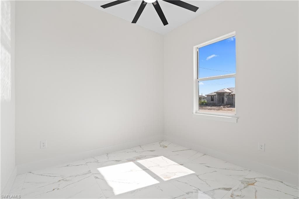 430 Petite AVE-14