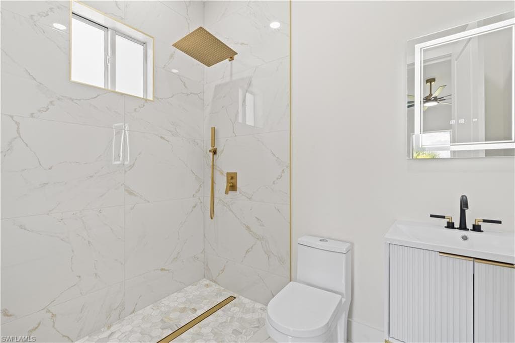430 Petite AVE-28