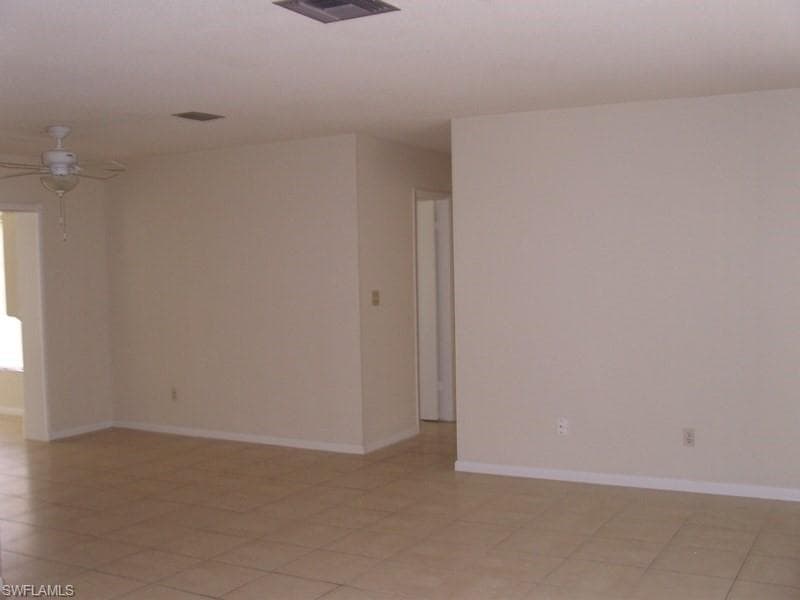 217 Jayview AVE-1