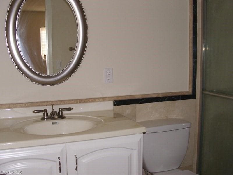 217 Jayview AVE-5