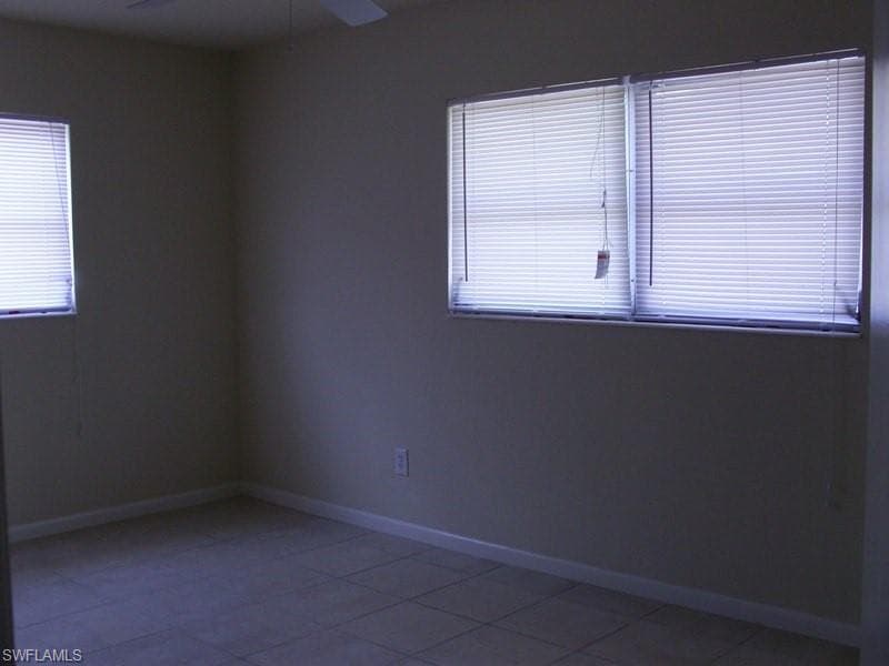 217 Jayview AVE-7