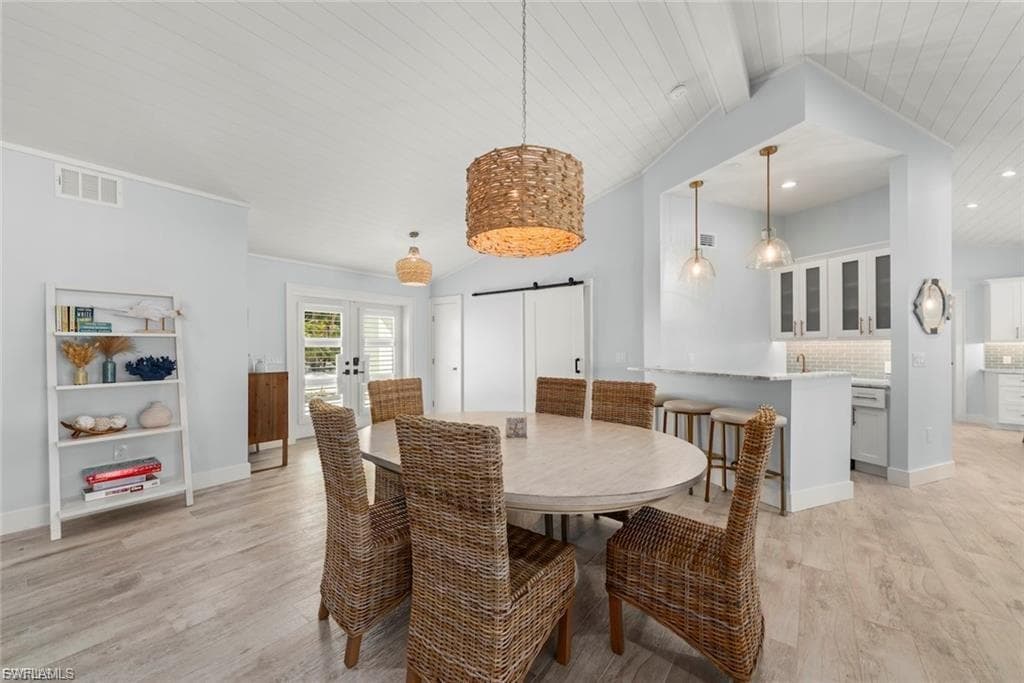 4775 Rue Helene-5
