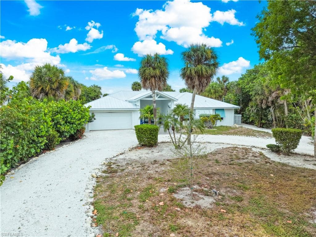 4775 Rue Helene-47