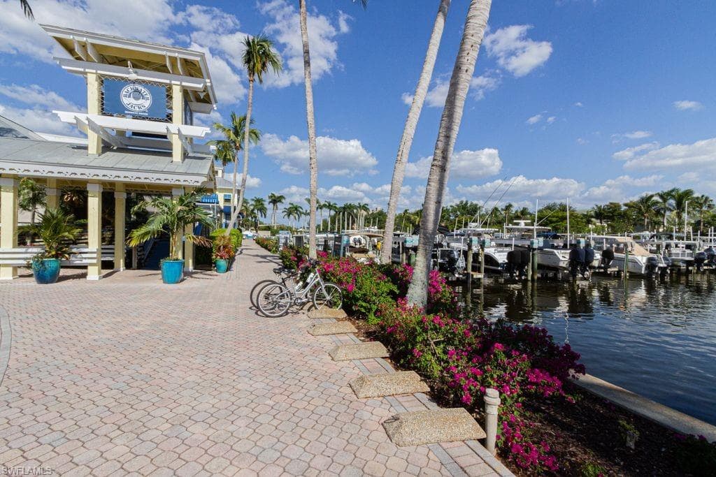 3310 Riverpark CT-37