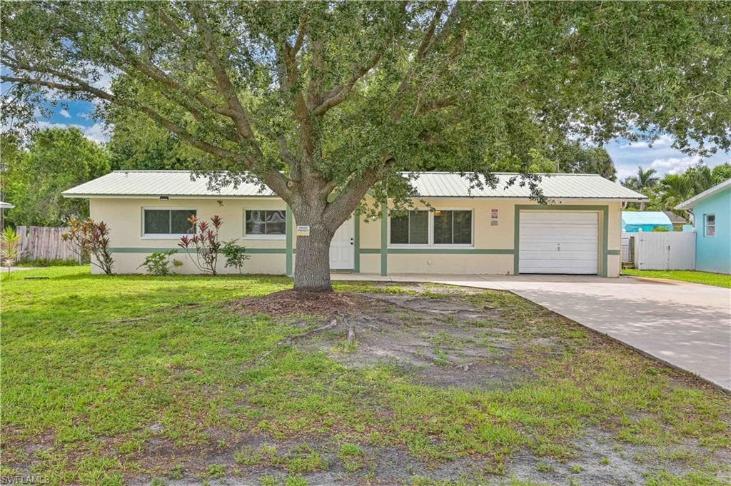 1130 Travis AVE-22