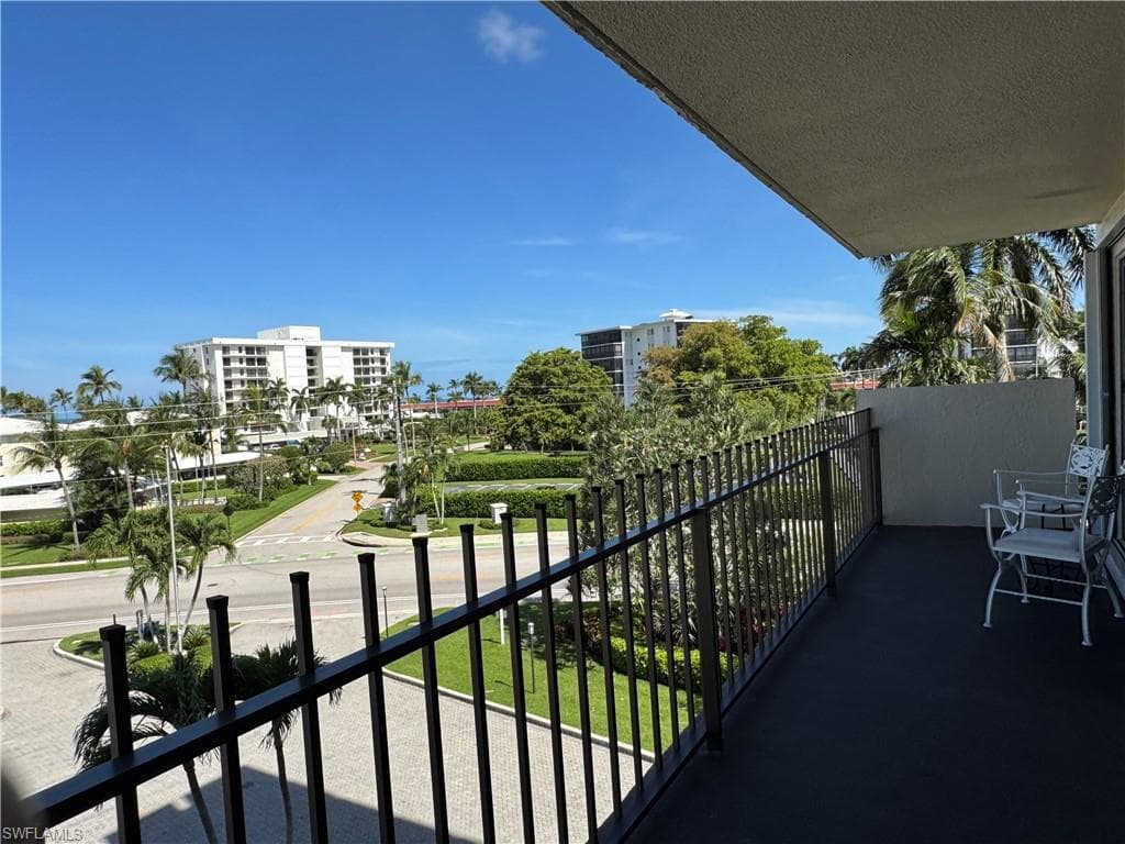 2150 Gulf Shore BLVD N 411-7