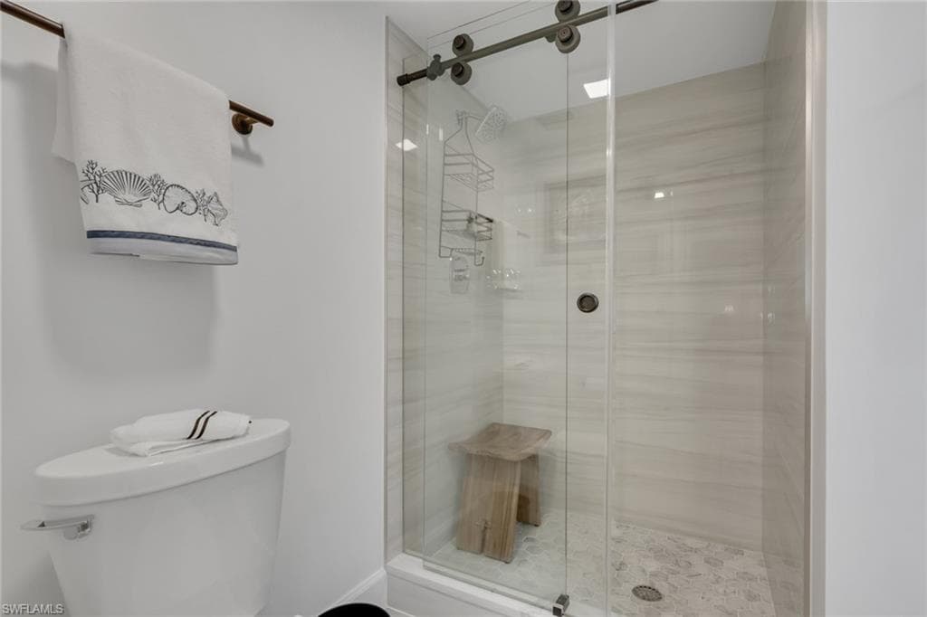 788 Park Shore DR E14-17