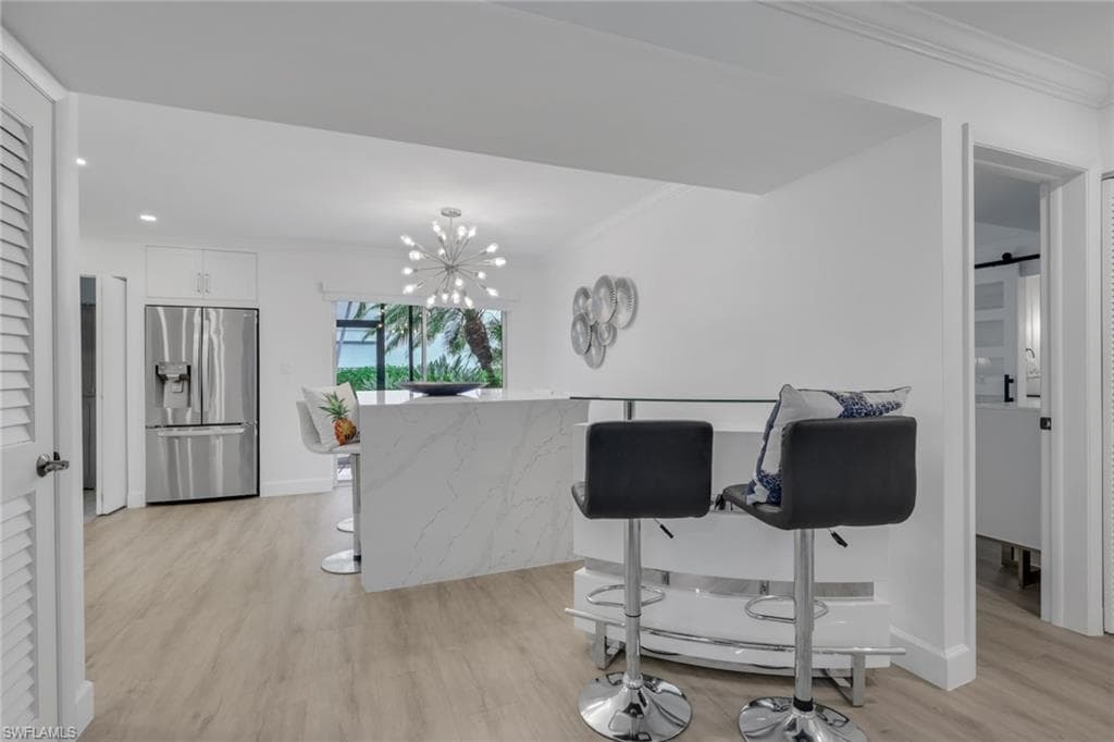 788 Park Shore DR E14-10