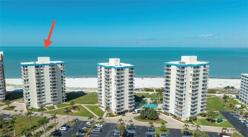 7360 Estero BLVD 703-0