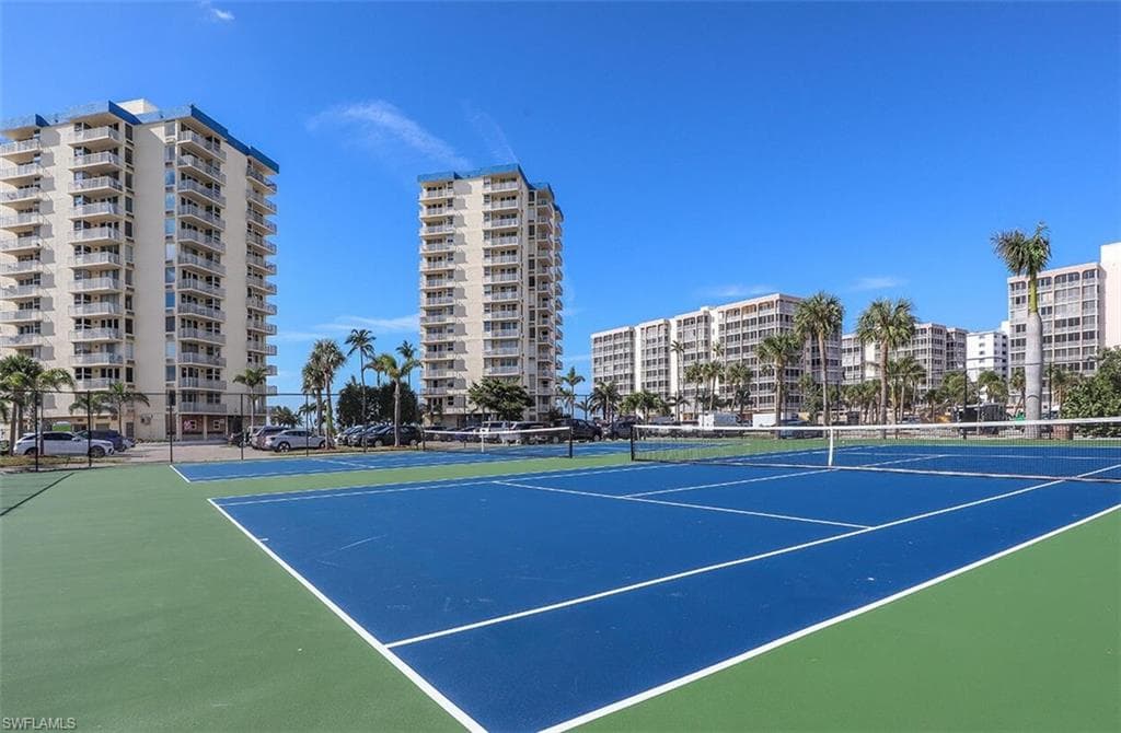 7360 Estero BLVD 703-20