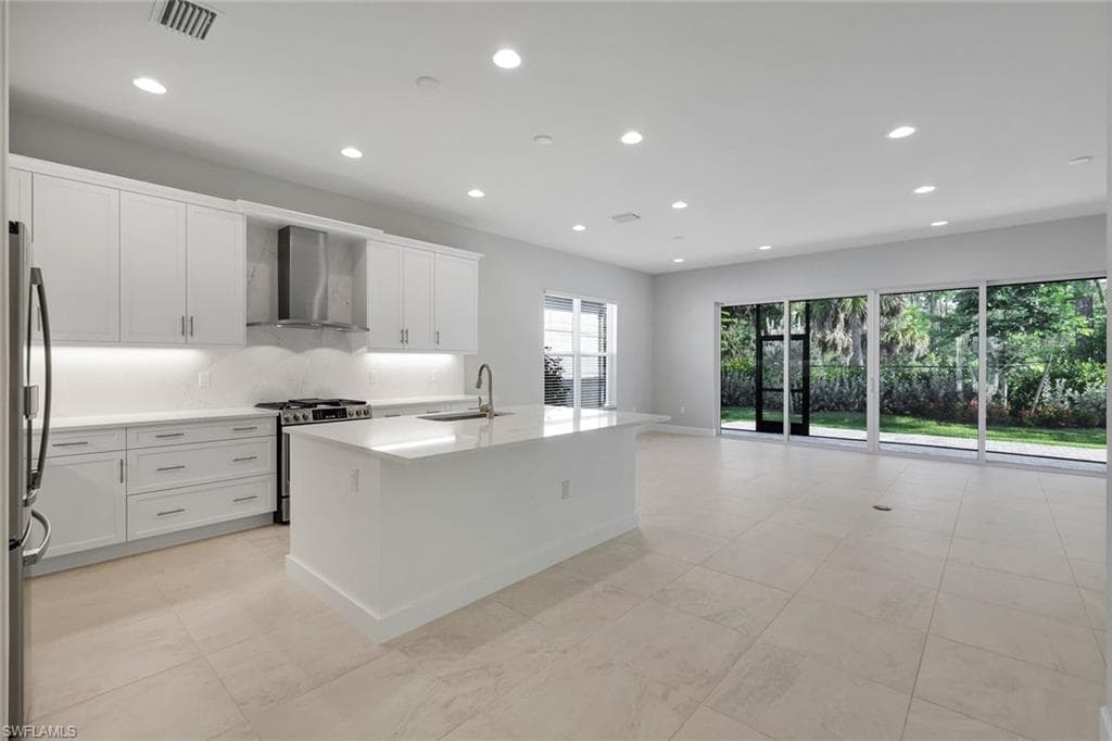 2565 Kingfisher DR-8