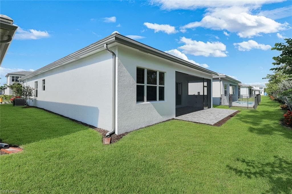 2565 Kingfisher DR-20