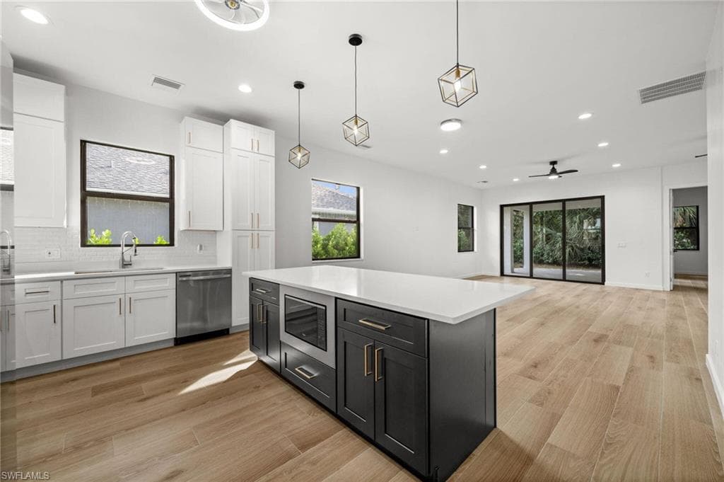 1916 Jefferson AVE-26
