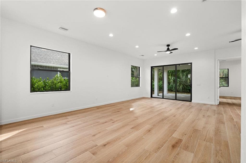 1916 Jefferson AVE-33