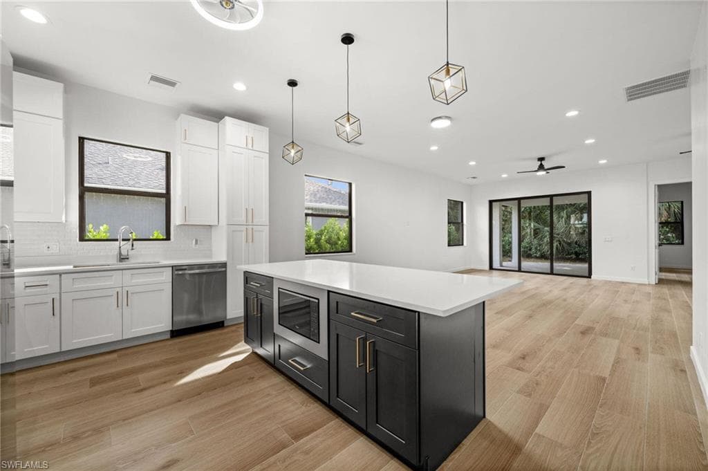 1916 Jefferson AVE-39