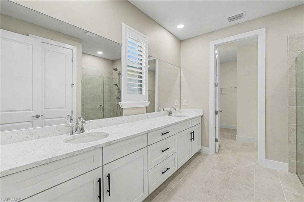 44489 Panther DR-17