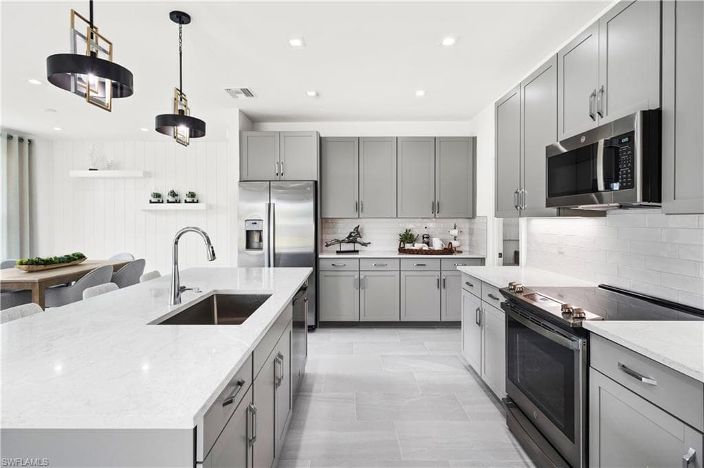 10943 Salt Bay WAY-6