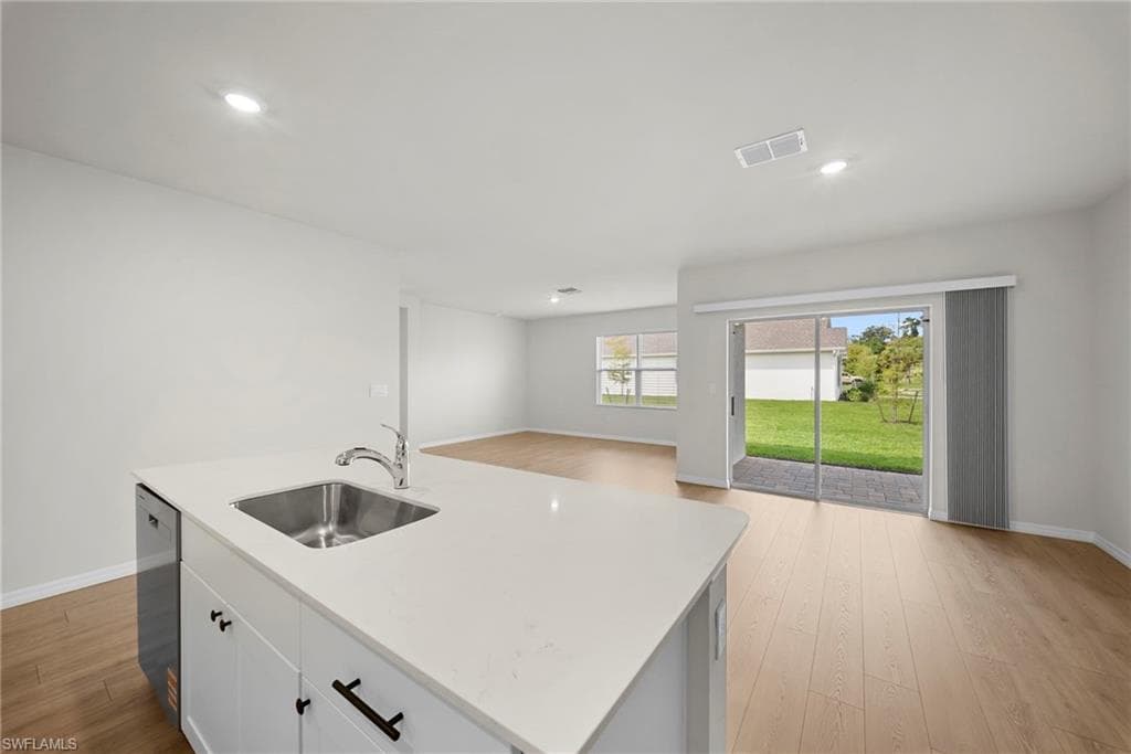 4080 peaceful river LN-13