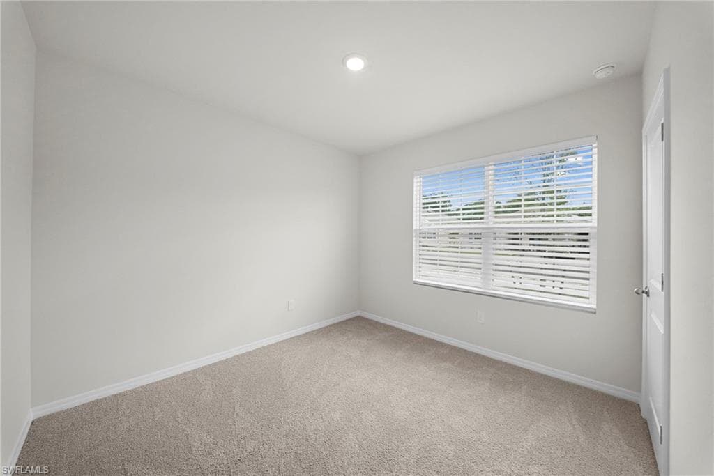 4080 peaceful river LN-3