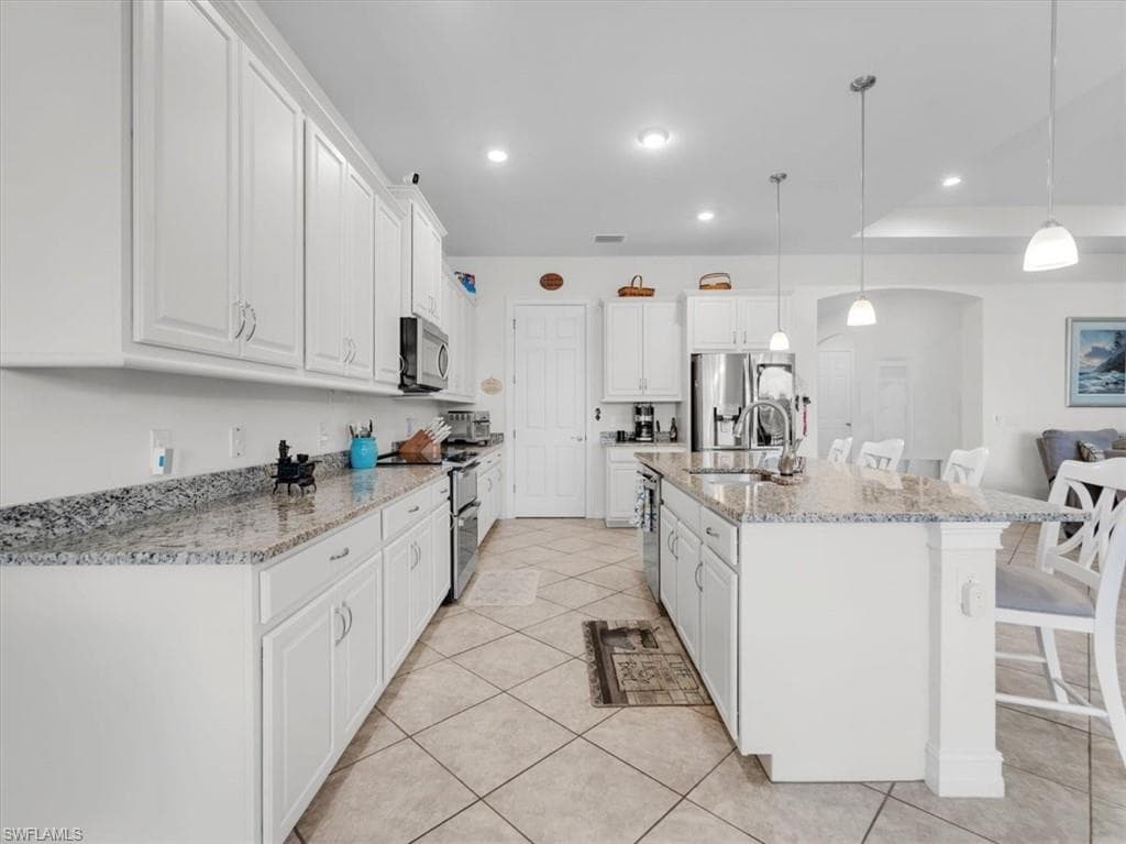 3271 Baravaldo CIR-12