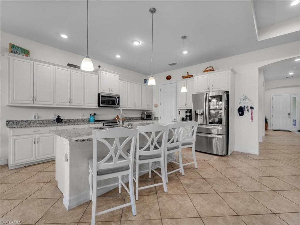 3271 Baravaldo CIR-6
