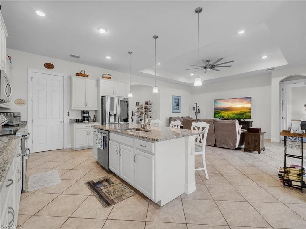 3271 Baravaldo CIR-9