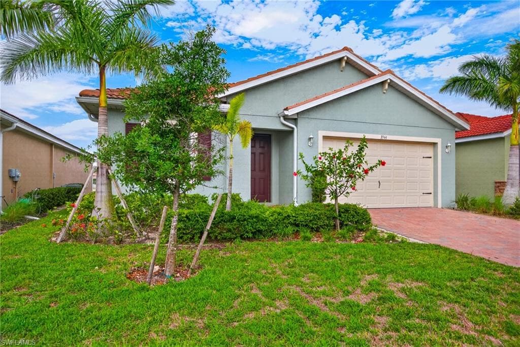3944 Crosswater DR-30