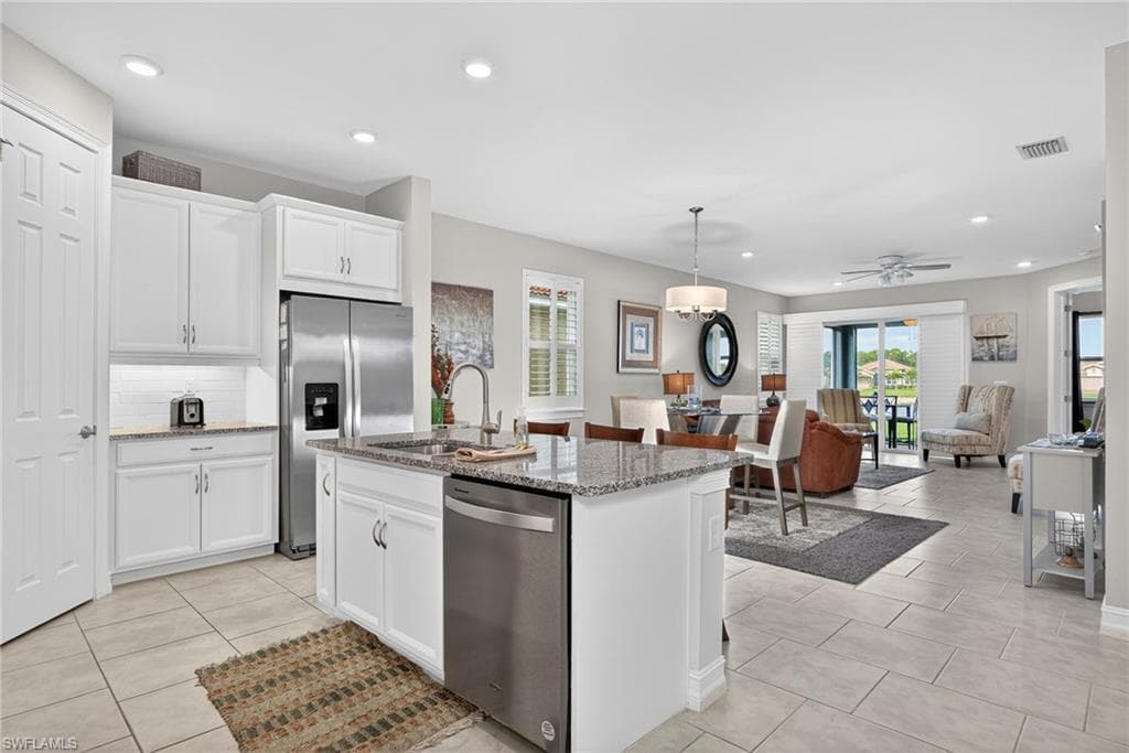 3944 Crosswater DR-17