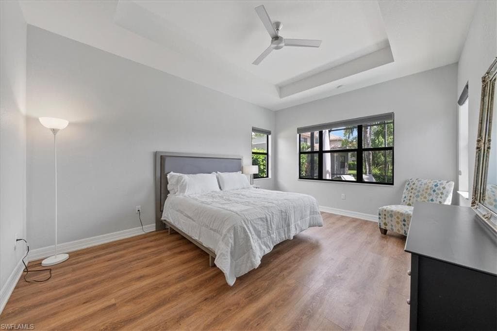 3264 Pacific DR-26
