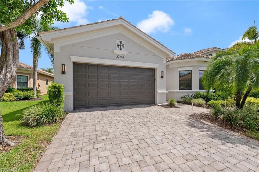 3264 Pacific DR-5