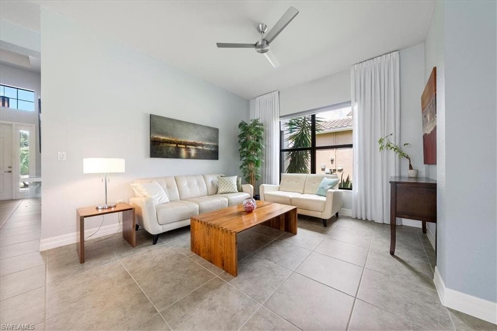 3264 Pacific DR-19
