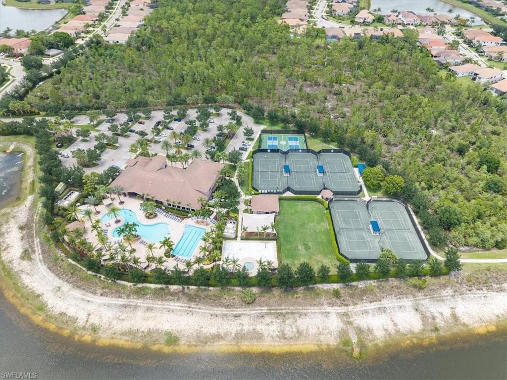 3264 Pacific DR-36