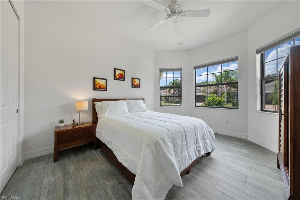 3264 Pacific DR-10