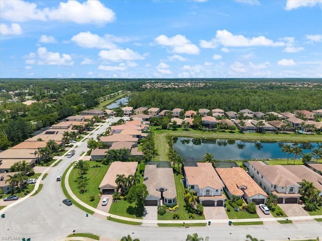 3264 Pacific DR-34