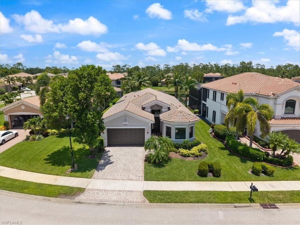 3264 Pacific DR-3
