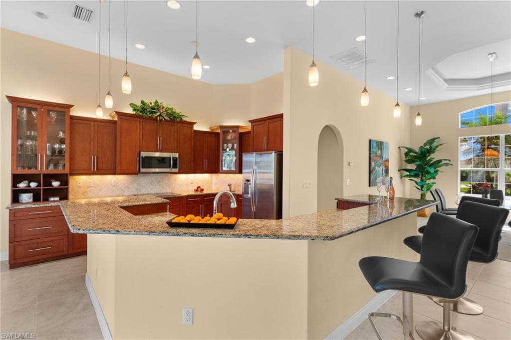 3522 19th AVE-11