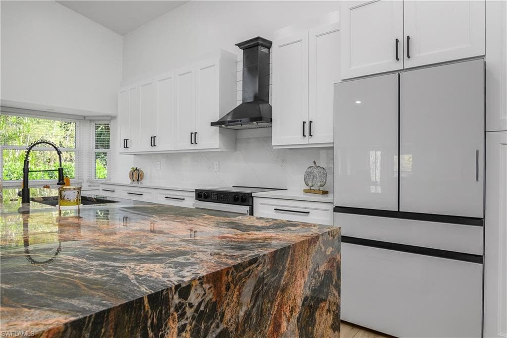 401 Countryside DR-12