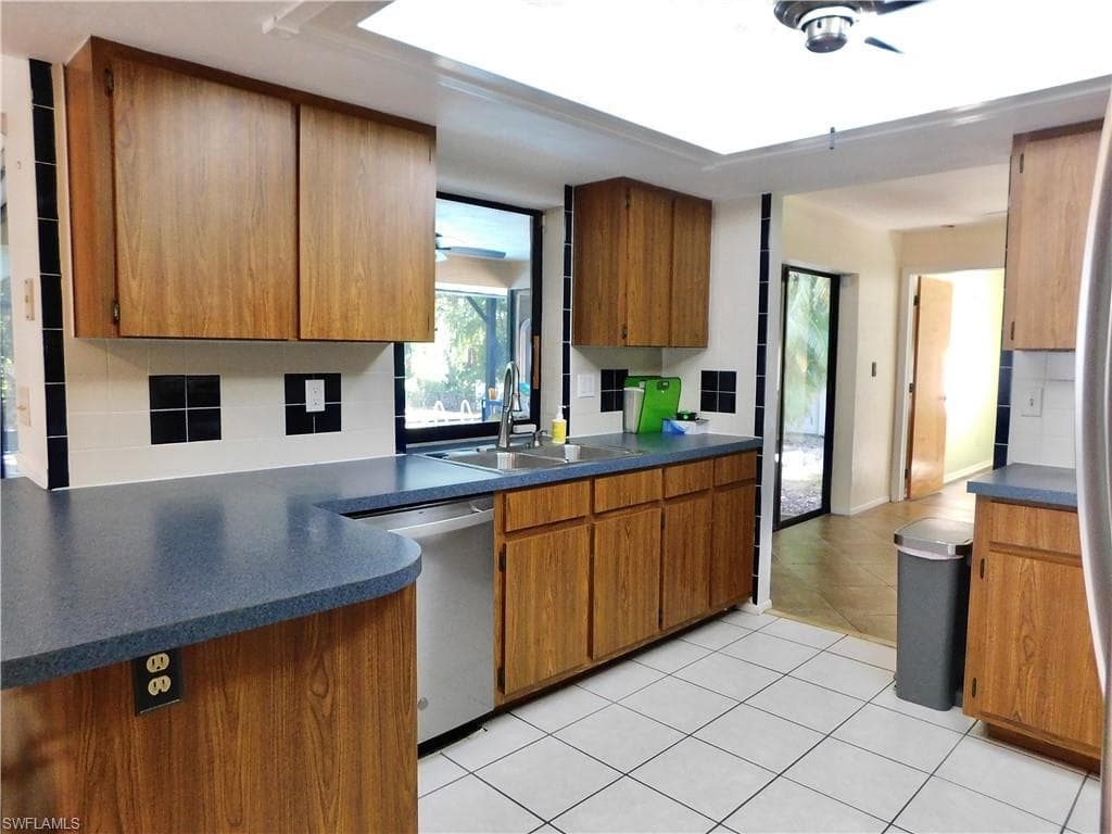 17150 Laurelin CT-5
