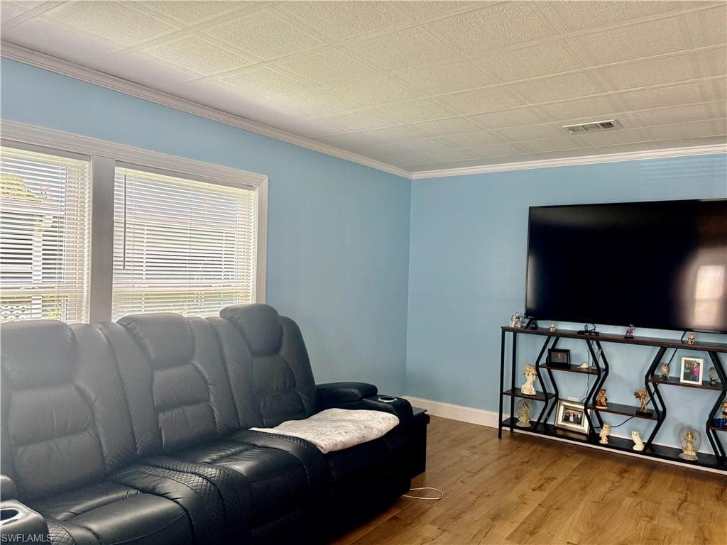2781 Indianwood DR-6