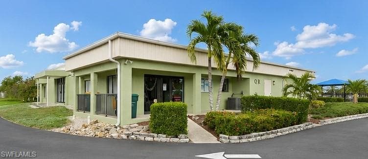 20 Grosbeak LN 20-11