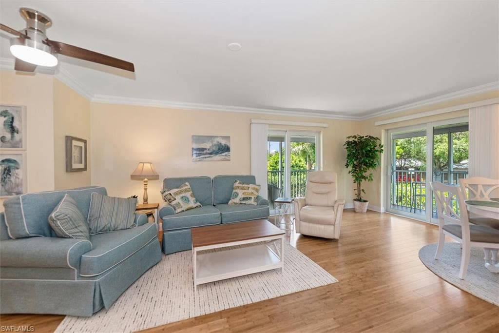 200 Palm DR 4-3