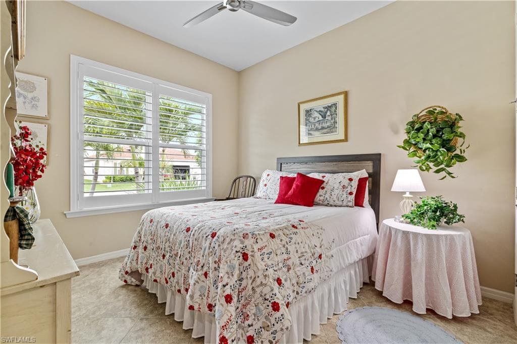 2875 Sunset Pointe CIR E-9