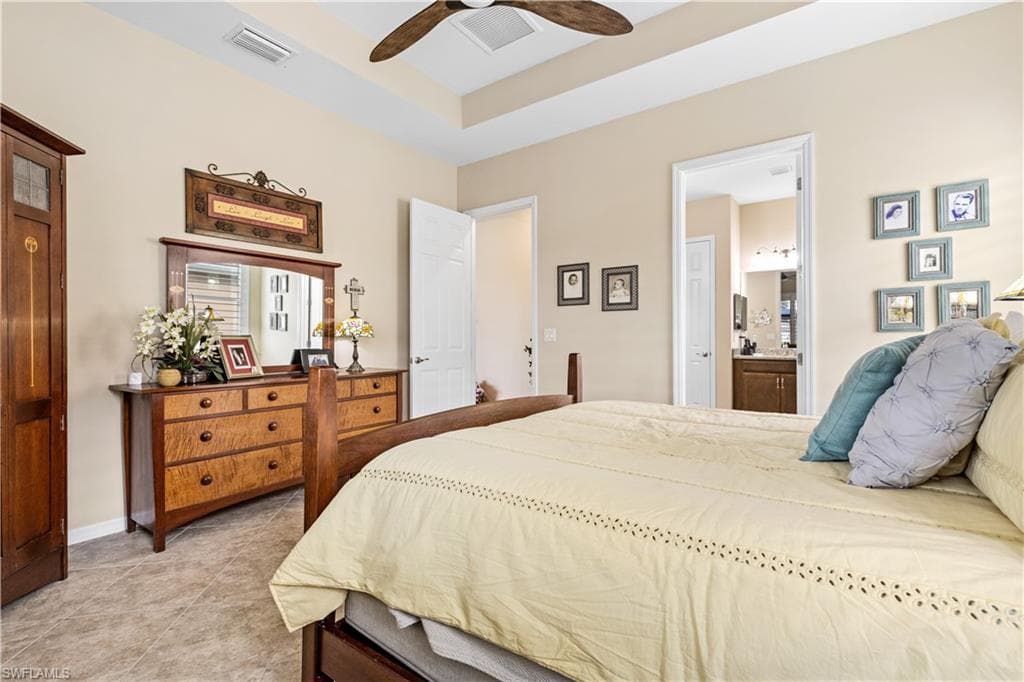 2875 Sunset Pointe CIR E-14