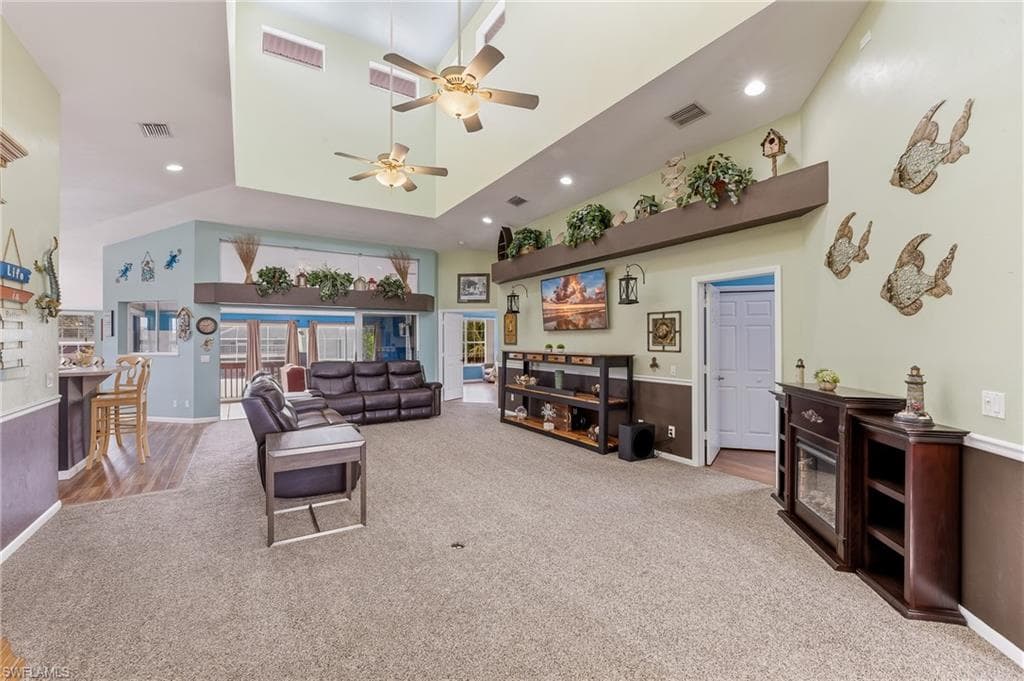 4692 Spring Creek DR-6
