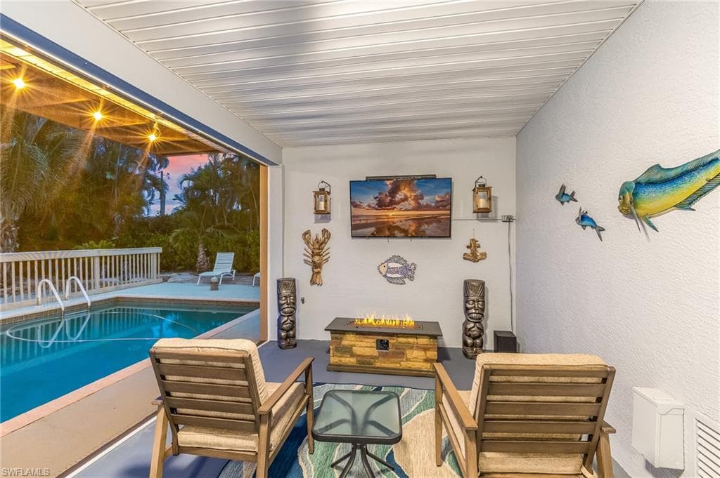 4692 Spring Creek DR-32