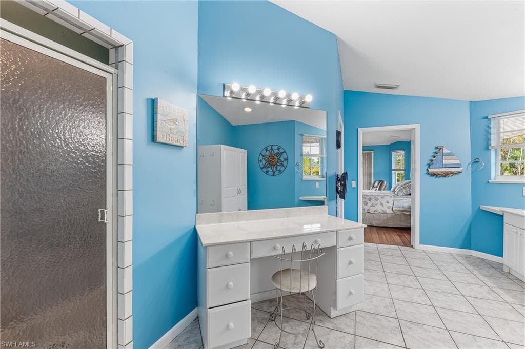4692 Spring Creek DR-13